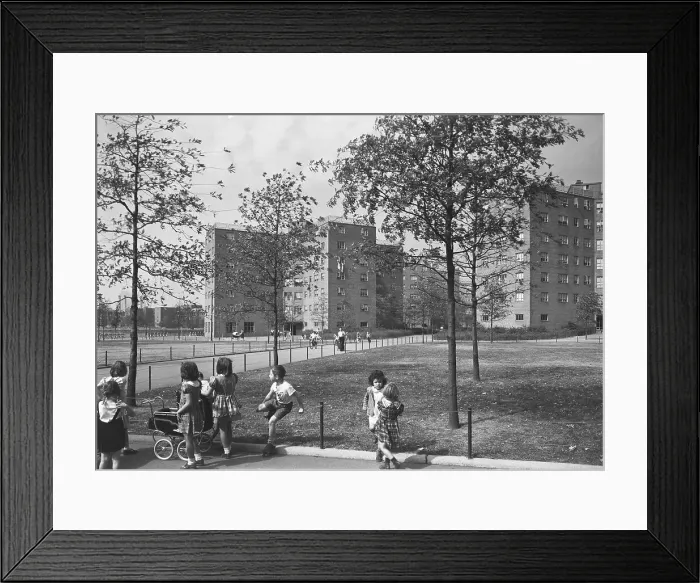 Framed Print : Astoria Houses, 1951. Creator: Gottscho-Schleisner, Inc Framed Print : Astoria Houses, 1951. Creator: Gottscho-Schleisner, Inc