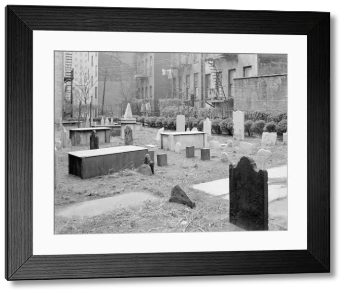 Framed Print : New York City views, 1952. Creator: Gottscho-Schleisner, Inc Framed Print : New York City views, 1952. Creator: Gottscho-Schleisner, Inc