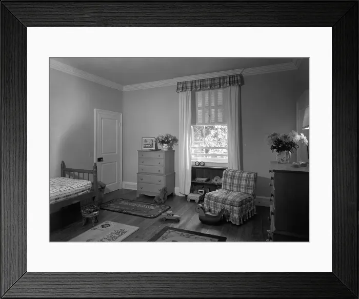 Framed Print : Paul Mellon, residence in Upperville, Virginia, 1946. Creator: Gottscho-Schleisner, Inc Framed Print : Paul Mellon, residence in Upperville, Virginia, 1946. Creator: Gottscho-Schleisner, Inc