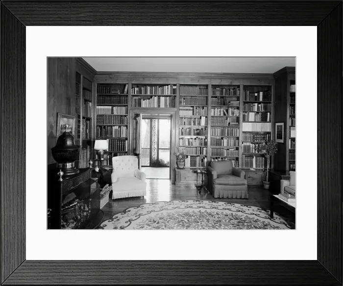 Framed Print : Paul Mellon, residence in Upperville, Virginia, 1947. Creator: Gottscho-Schleisner, Inc Framed Print : Paul Mellon, residence in Upperville, Virginia, 1947. Creator: Gottscho-Schleisner, Inc