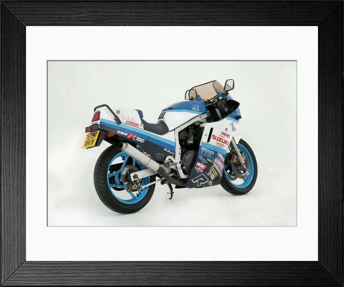 Framed Print : 1988 Suzuki GSXR 750 Framed Print : 1988 Suzuki GSXR 750