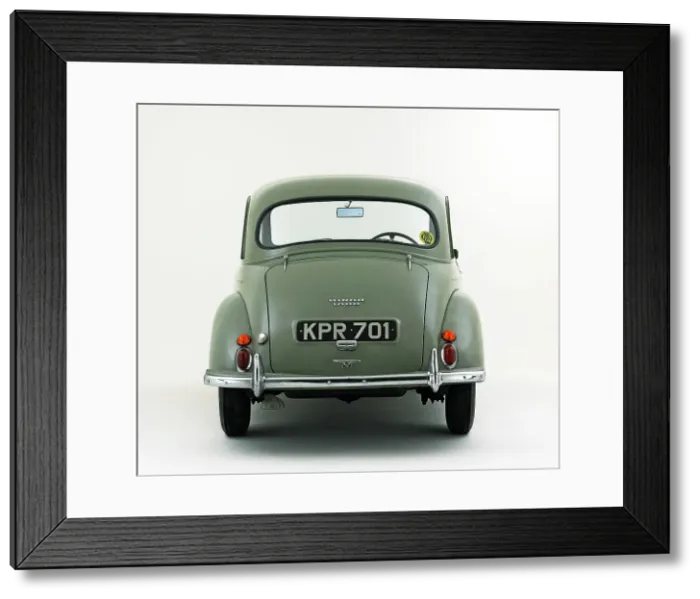 Framed Print : 1957 Morris Minor 1000 Framed Print : 1957 Morris Minor 1000