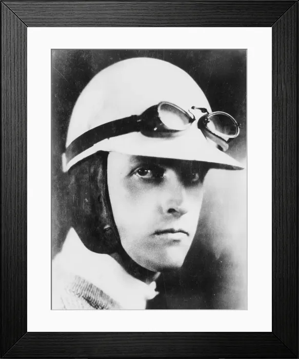 Framed Print : Sir Henry Segrave, c1920-c1930 Framed Print : Sir Henry Segrave, c1920-c1930