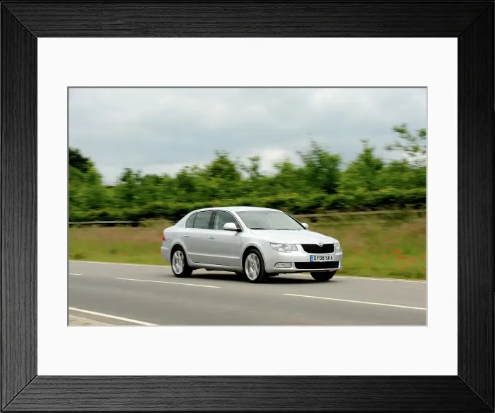 Framed Print : Skoda SUPERB 2008. Artist: Simon Clay Framed Print : Skoda SUPERB 2008. Artist: Simon Clay