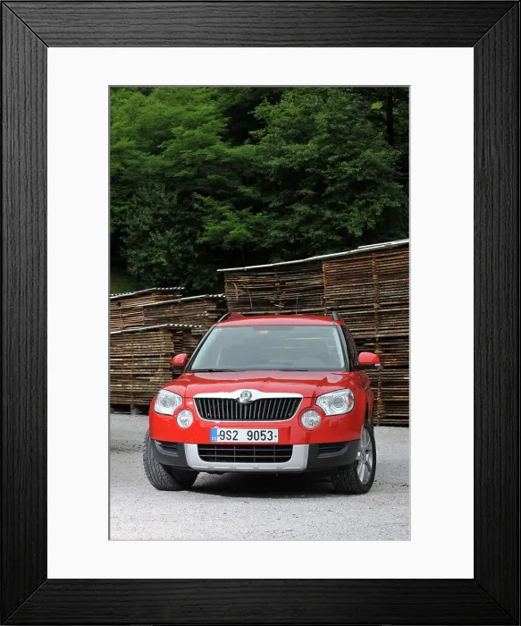 Framed Print : Skoda Yeti 2009. Artist: Simon Clay Framed Print : Skoda Yeti 2009. Artist: Simon Clay