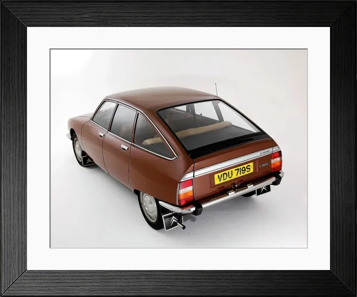 Framed Print : 1977 Citroen GS Framed Print : 1977 Citroen GS