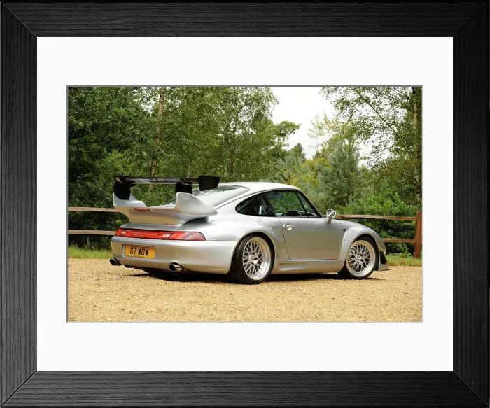Framed Print : 2006 Porsche Gemballa 600 GTR. Artist: Simon Clay Framed Print : 2006 Porsche Gemballa 600 GTR. Artist: Simon Clay
