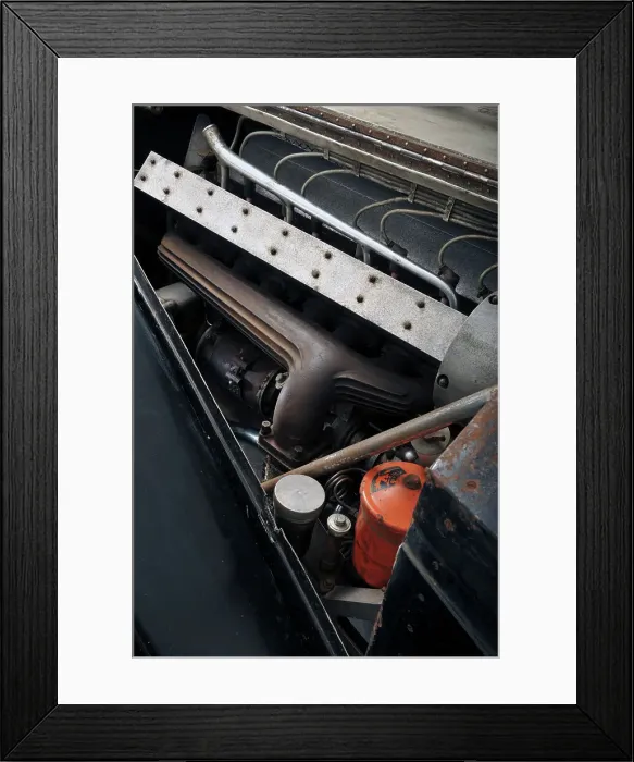 Framed Print : Bugatti type 57S 1937. Artist: Simon Clay Framed Print : Bugatti type 57S 1937. Artist: Simon Clay