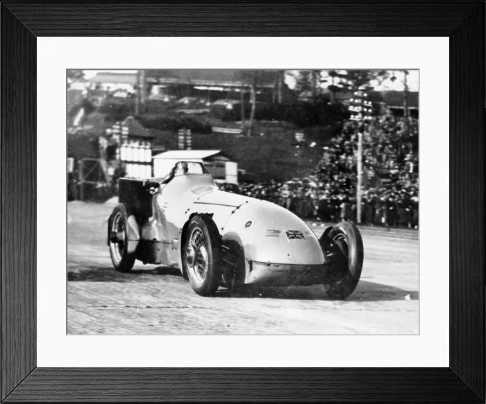 Framed Print : Malcolm Campbell in Bluebird, 1928 Framed Print : Malcolm Campbell in Bluebird, 1928