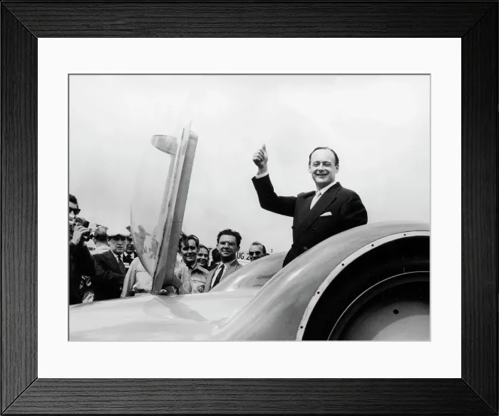 Framed Print : Donald Campbell with the Bluebird CN7 at the Goodwood trials, July 1960 Framed Print : Donald Campbell with the Bluebird CN7 at the Goodwood trials, July 1960