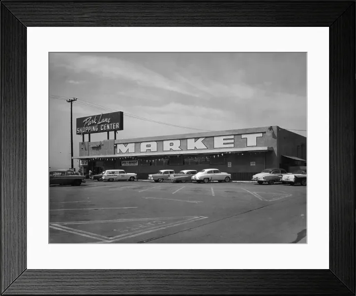 Framed Print : Cars parked outside a supermarket, USA, c1956 Framed Print : Cars parked outside a supermarket, USA, c1956