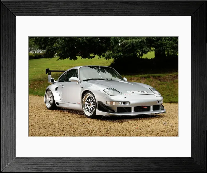 Framed Print : 2006 Porsche Gemballa 600 GTR. Artist: Simon Clay Framed Print : 2006 Porsche Gemballa 600 GTR. Artist: Simon Clay
