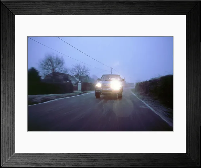 Framed Print : 2002 Isuzu Trooper Duty 3.0 TD long wheel base Framed Print : 2002 Isuzu Trooper Duty 3.0 TD long wheel base