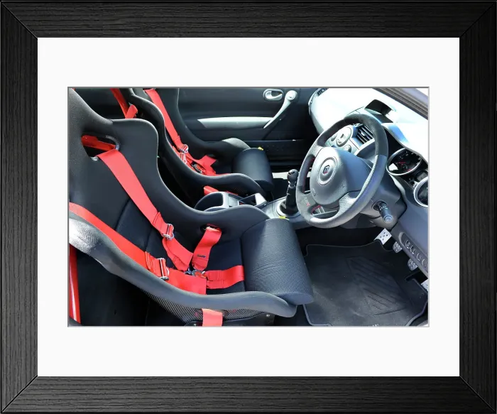 Framed Print : Renault Megane Sport R26R 2009. Artist: Simon Clay Framed Print : Renault Megane Sport R26R 2009. Artist: Simon Clay