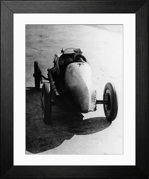 Framed Print : Pietro Bordino driving away in a 2 litre Fiat, 1924 Framed Print : Pietro Bordino driving away in a 2 litre Fiat, 1924