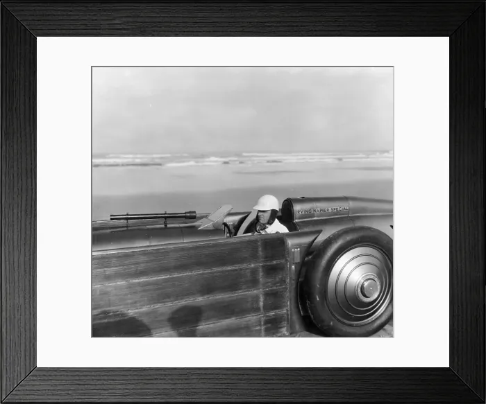 Framed Print : Henry Segrave driving the Golden Arrow, Daytona Beach, Florida, USA, 1929 Framed Print : Henry Segrave driving the Golden Arrow, Daytona Beach, Florida, USA, 1929