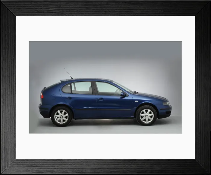 Framed Print : 2003 Seat Leon S Framed Print : 2003 Seat Leon S