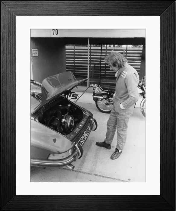 Framed Print : James Hunt with a Porsche, c1972-c1973 Framed Print : James Hunt with a Porsche, c1972-c1973