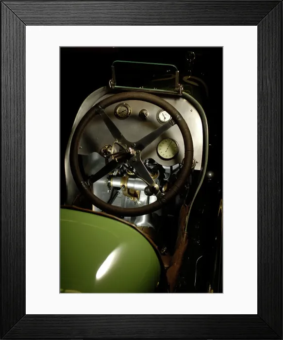 Framed Print : MILLER 122 supercharged 1923. Artist: Simon Clay Framed Print : MILLER 122 supercharged 1923. Artist: Simon Clay