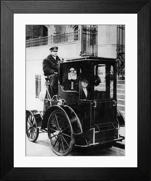 Framed Print : Woman passenger in a 1910 taxi cab, New York, USA, (c1910?) Framed Print : Woman passenger in a 1910 taxi cab, New York, USA, (c1910?)
