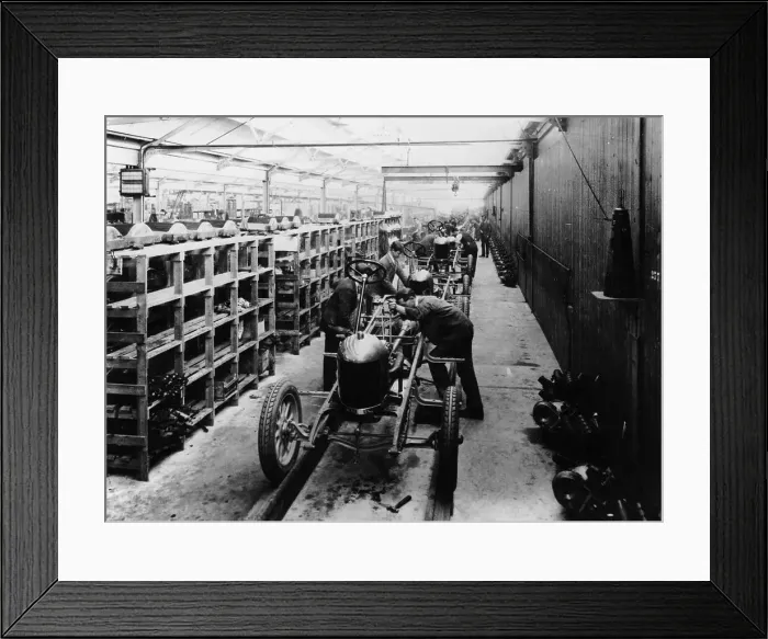 Framed Print : Assembly line of the Morris Bullnose, Cowley, Oxfordshire, 1925 Framed Print : Assembly line of the Morris Bullnose, Cowley, Oxfordshire, 1925