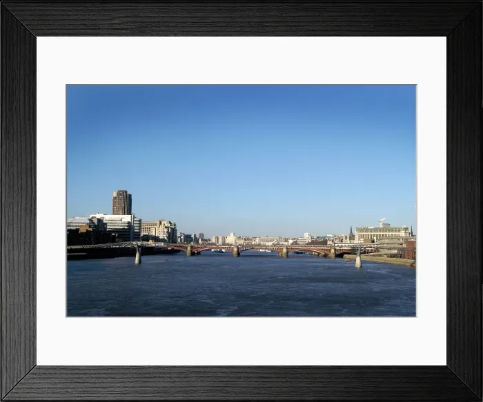 Framed Print : Blackfriars Bridge, London 2005 Framed Print : Blackfriars Bridge, London 2005