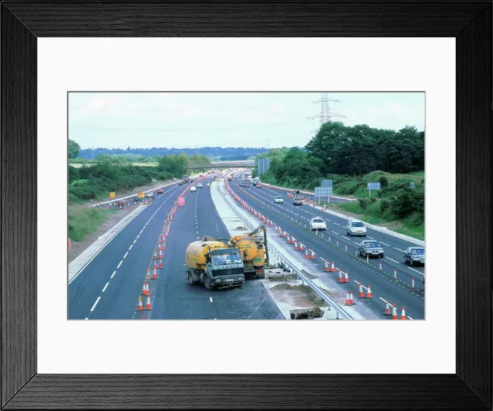 Framed Print : Roadworks at Contraflow on M27 Motorway, Hampshire Framed Print : Roadworks at Contraflow on M27 Motorway, Hampshire