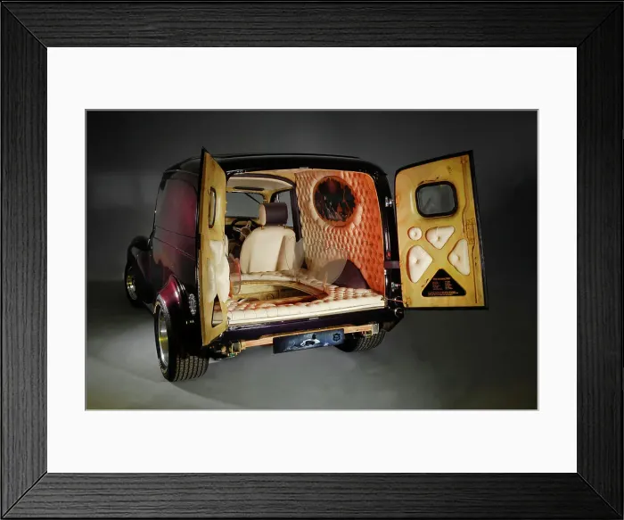 Framed Print : Customised Morris Minor Van Framed Print : Customised Morris Minor Van
