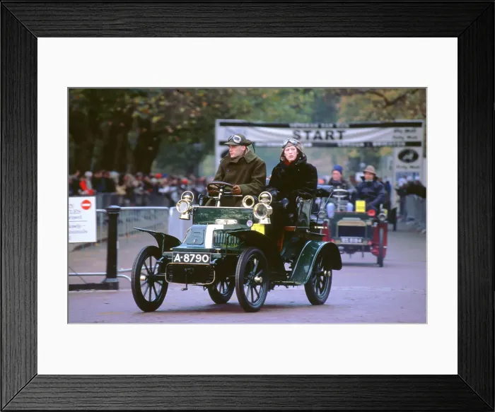 Framed Print : 1904 De Dion Bouton at 2000 London to Brighton run Framed Print : 1904 De Dion Bouton at 2000 London to Brighton run