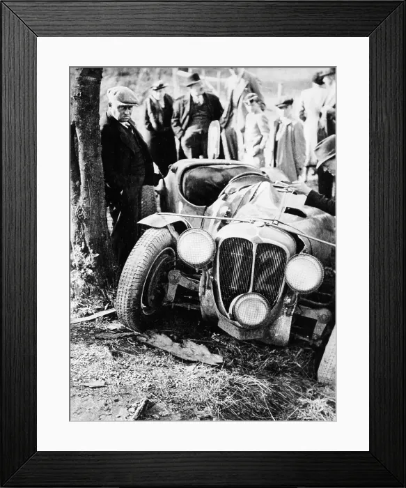 Framed Print : Crash of the Le Mans 24 Hours winner at Spa, Belgium, 1938 Framed Print : Crash of the Le Mans 24 Hours winner at Spa, Belgium, 1938