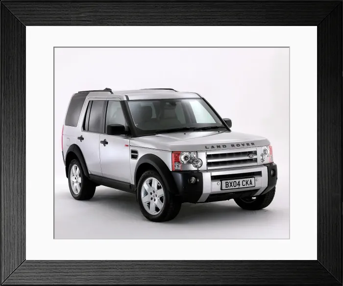 Framed Print : 2004 Landrover Discovery Framed Print : 2004 Landrover Discovery