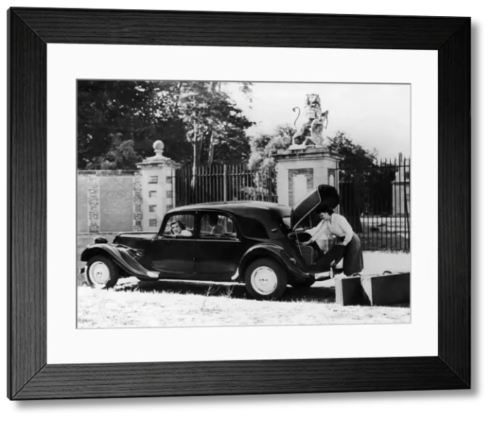 Framed Print : 1955 Citroen II Legere Berline car, (c1955?) Framed Print : 1955 Citroen II Legere Berline car, (c1955?)