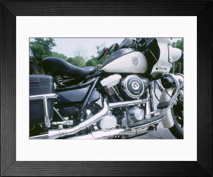 Framed Print : 1994 Harley Davidson Police bike Framed Print : 1994 Harley Davidson Police bike