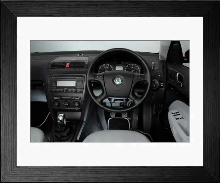 Framed Print : 2007 Skoda Octavia estate Framed Print : 2007 Skoda Octavia estate