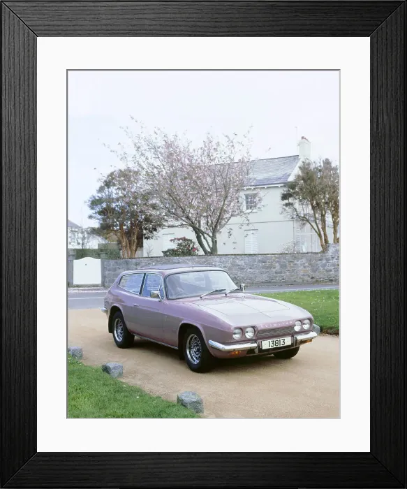 Framed Print : 1975 Reliant Scimitar GTE Framed Print : 1975 Reliant Scimitar GTE
