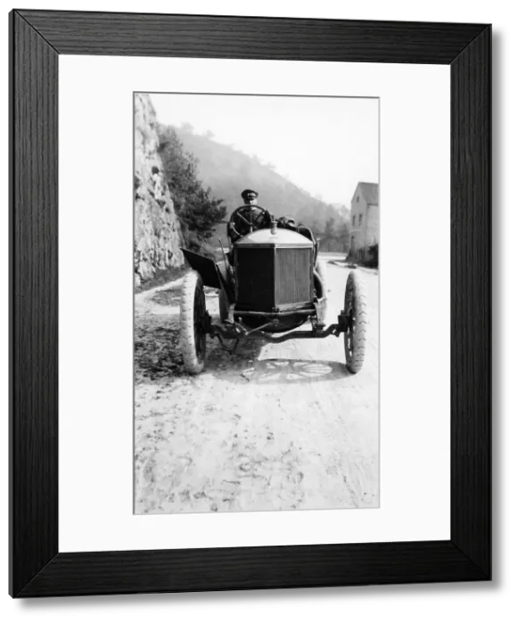Framed Print : A Minerva taking part in the Circuit des Ardennes, 1907 Framed Print : A Minerva taking part in the Circuit des Ardennes, 1907