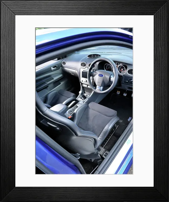Framed Print : Ford Focus RS 2009. Artist: Simon Clay Framed Print : Ford Focus RS 2009. Artist: Simon Clay