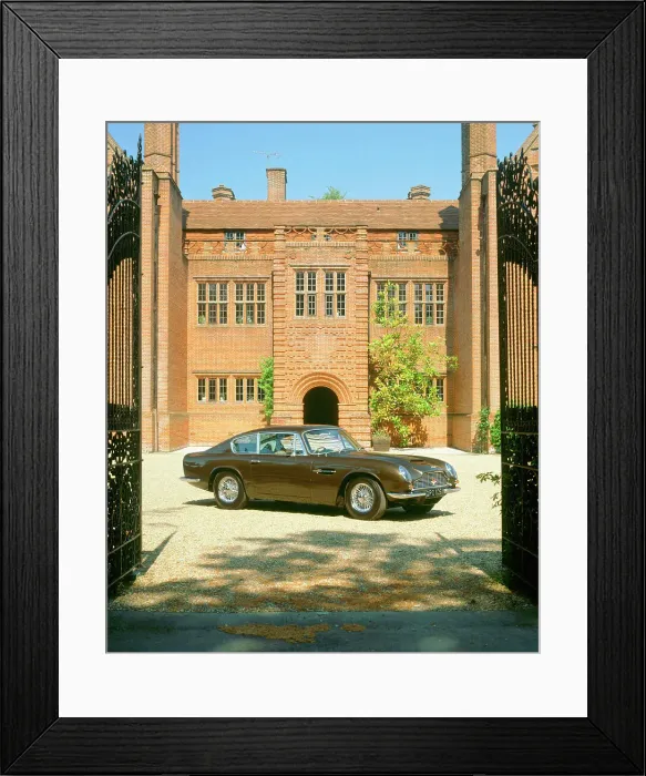 Framed Print : 1970 Aston Martin DB6 MkII Vantage