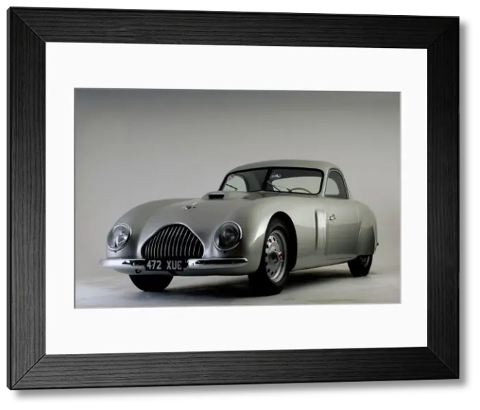 Framed Print : BMW Veritas 1949. Artist: Simon Clay Framed Print : BMW Veritas 1949. Artist: Simon Clay