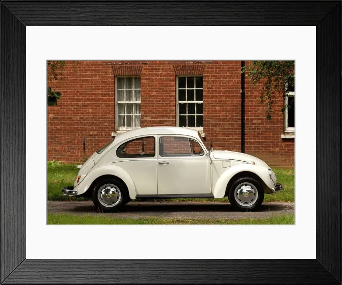 Framed Print : 1971 Volkswagen Beetle Framed Print : 1971 Volkswagen Beetle