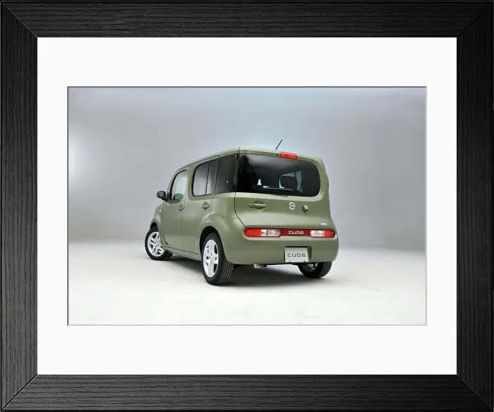 Framed Print : Nissan Cube 2008. Artist: Simon Clay Framed Print : Nissan Cube 2008. Artist: Simon Clay