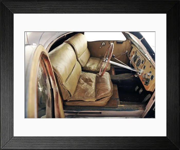 Framed Print : Bugatti type 57S 1937. Artist: Simon Clay Framed Print : Bugatti type 57S 1937. Artist: Simon Clay