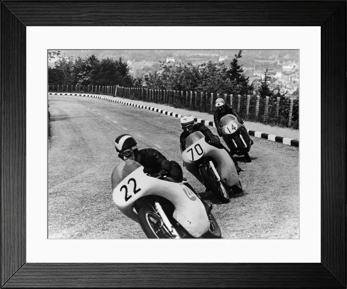 Framed Print : Isle of Man Senior TT Race, 1958 Framed Print : Isle of Man Senior TT Race, 1958