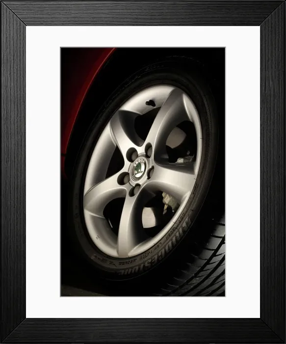 Framed Print : Skoda Fbia Estate HTP 1-2 2007. Artist: Simon Clay Framed Print : Skoda Fbia Estate HTP 1-2 2007. Artist: Simon Clay