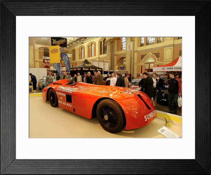 Framed Print : 2004 Classic Cars Live Show at Alexandra Palace Framed Print : 2004 Classic Cars Live Show at Alexandra Palace