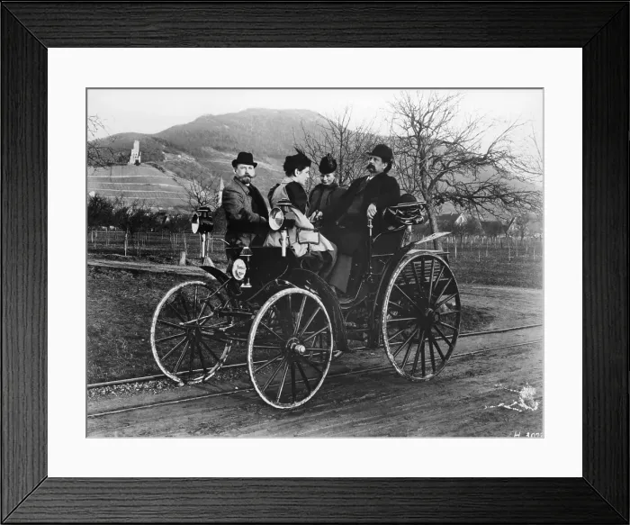Framed Print : Karl Benz with his wife Bertha in a Benz-Viktoria, 1893 Framed Print : Karl Benz with his wife Bertha in a Benz-Viktoria, 1893