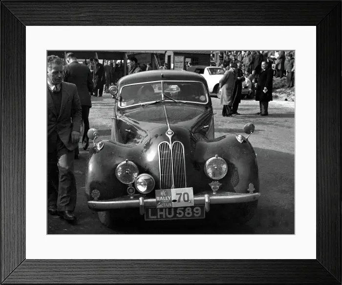Framed Print : Bristol 400 driven by L.Potter on the 1952 R.A.C Rally Framed Print : Bristol 400 driven by L.Potter on the 1952 R.A.C Rally