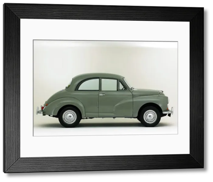Framed Print : 1957 Morris Minor 1000 Framed Print : 1957 Morris Minor 1000
