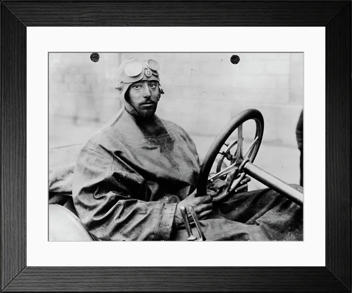 Framed Print : Driver's outfit for the Grand Prix des Voiturettes, Dieppe, France, 1908 Framed Print : Driver's outfit for the Grand Prix des Voiturettes, Dieppe, France, 1908
