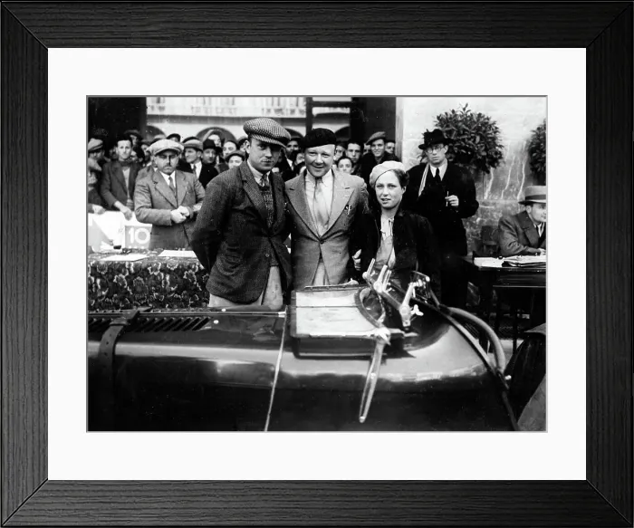 Framed Print : Mille Miglia 1934, MG Magnette. Eddie Hall in centre Framed Print : Mille Miglia 1934, MG Magnette. Eddie Hall in centre